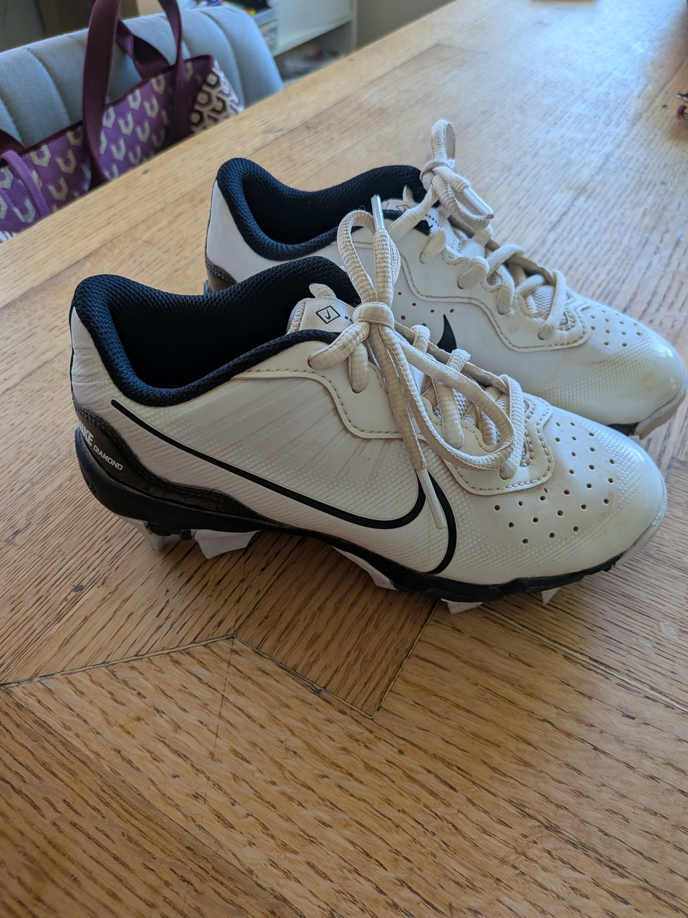 Nike White and Black Baseball Cleats